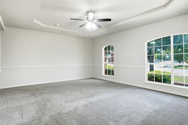 5231 Woodfield Drive, Grand Prairie, TX 75052