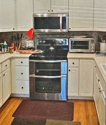 121 Bishops Forest Drive 121, Waltham, MA 02452