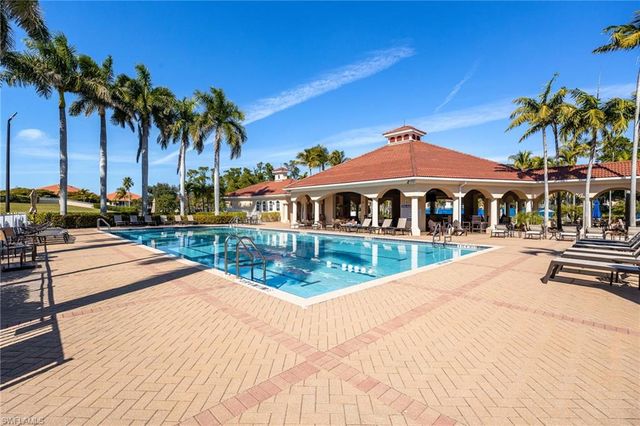 5921 Tarpon Gardens CIR # 201, Cape Coral, FL 33914