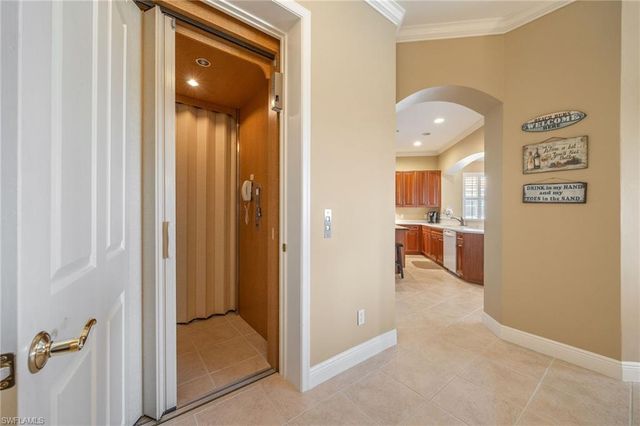 5921 Tarpon Gardens CIR # 201, Cape Coral, FL 33914