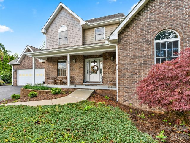 40 Hope Road, Weaverville, NC 28787