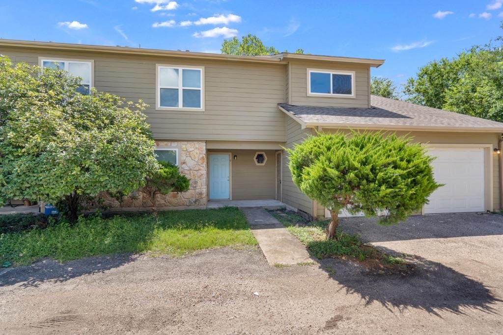 8703 Schick RD C, Austin, TX 78729