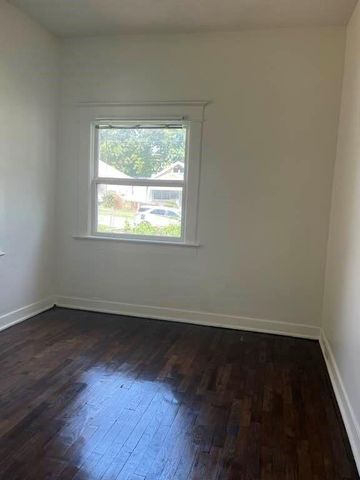 4514 Olive Avenue, Kansas City, MO 64130