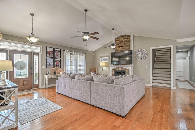 19796 Spur Strap Road, Bristol, VA 24202