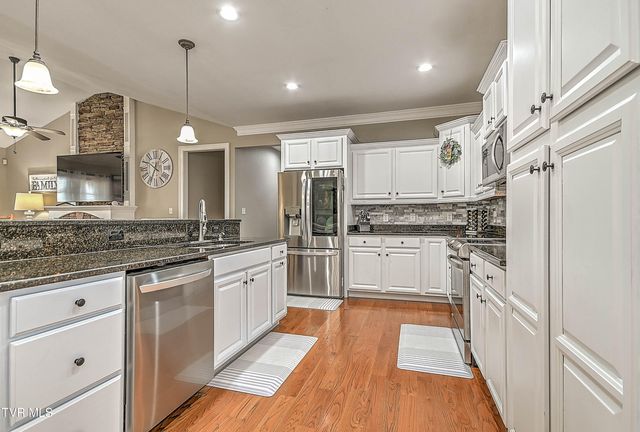 19796 Spur Strap Road, Bristol, VA 24202