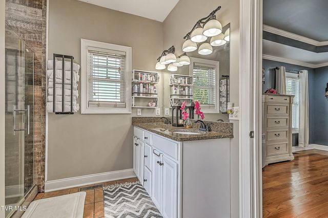 19796 Spur Strap Road, Bristol, VA 24202