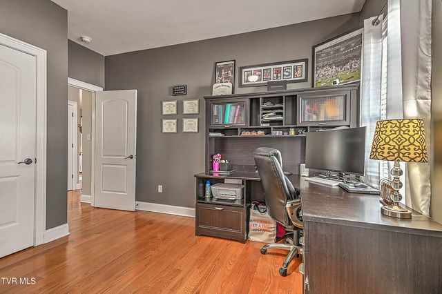 19796 Spur Strap Road, Bristol, VA 24202