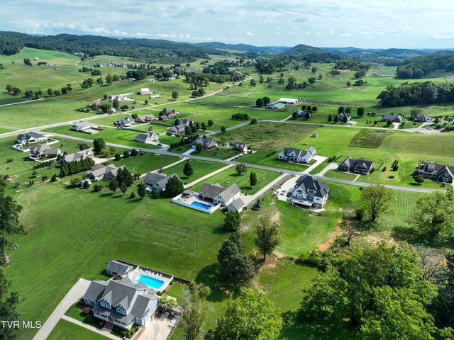 19796 Spur Strap Road, Bristol, VA 24202