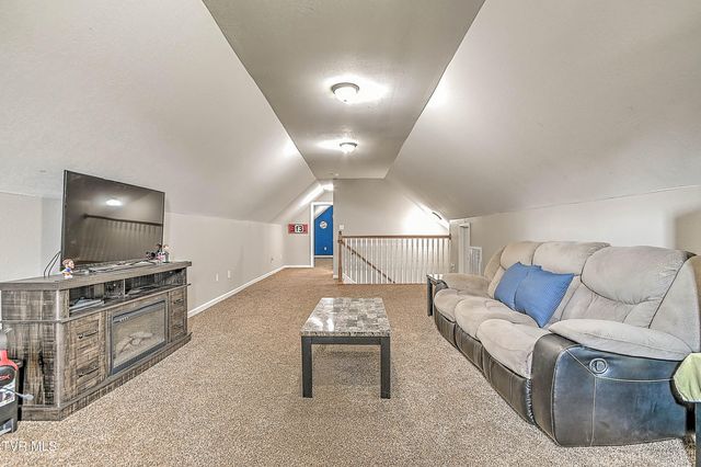 19796 Spur Strap Road, Bristol, VA 24202