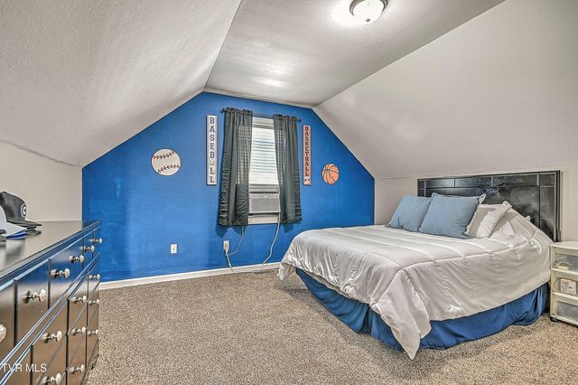 19796 Spur Strap Road, Bristol, VA 24202