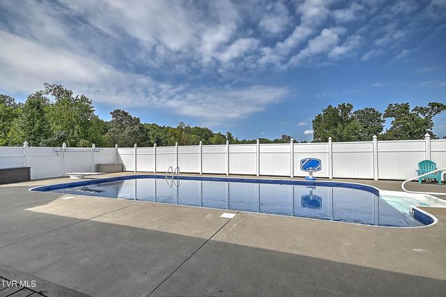 19796 Spur Strap Road, Bristol, VA 24202