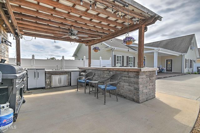 19796 Spur Strap Road, Bristol, VA 24202