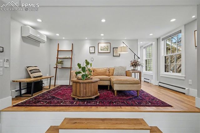 11 E Columbia Street, Colorado Springs, CO 80907