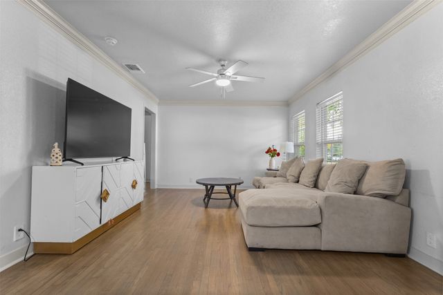 4809 waldron Avenue, Fort Worth, TX 76133