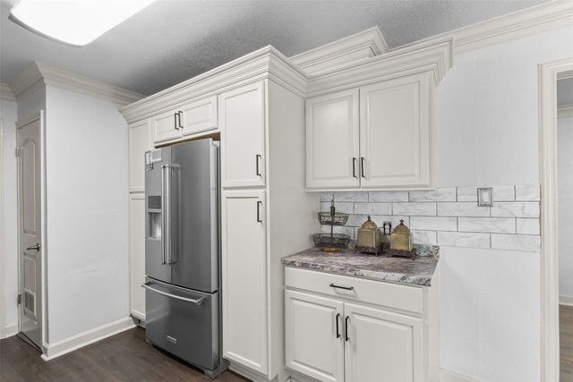 4809 waldron Avenue, Fort Worth, TX 76133