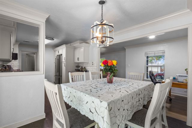4809 waldron Avenue, Fort Worth, TX 76133