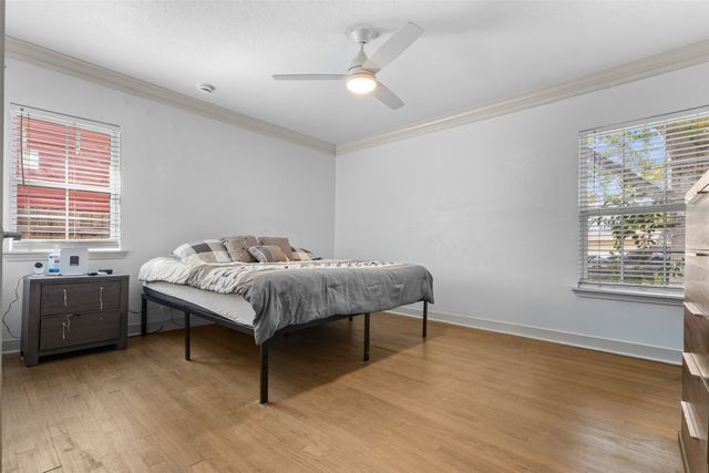 4809 waldron Avenue, Fort Worth, TX 76133