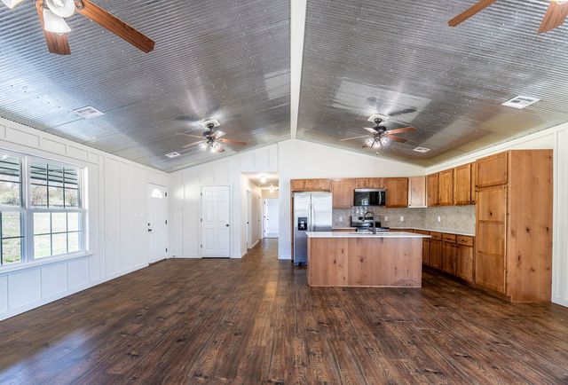 17712 Beav O Rama Road, Fayetteville, AR 72703