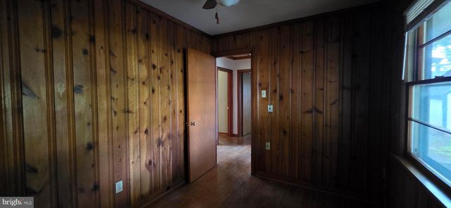104 E SOUTH ST, Woodstock, VA 22664
