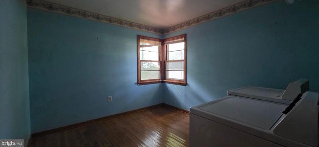104 E SOUTH ST, Woodstock, VA 22664