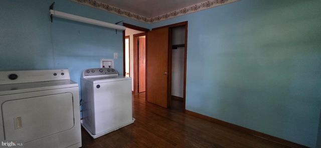 104 E SOUTH ST, Woodstock, VA 22664