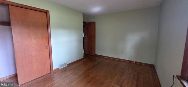 104 E SOUTH ST, Woodstock, VA 22664