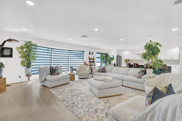 10644 Avenue Of The Pga, Palm Beach Gardens, FL 33418