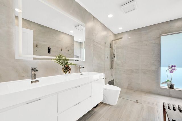 10644 Avenue Of The Pga, Palm Beach Gardens, FL 33418