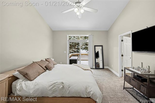 13024 Harbor Landings Drive 3, Fenton Charter Township, MI 48430