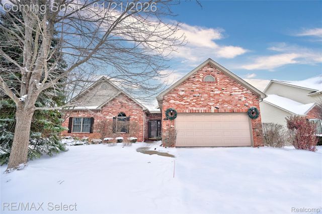 13024 Harbor Landings Drive 3, Fenton Charter Township, MI 48430