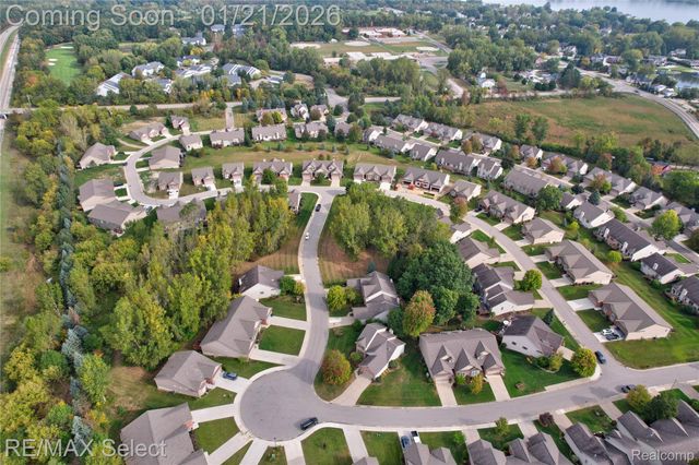 13024 Harbor Landings Drive 3, Fenton Charter Township, MI 48430