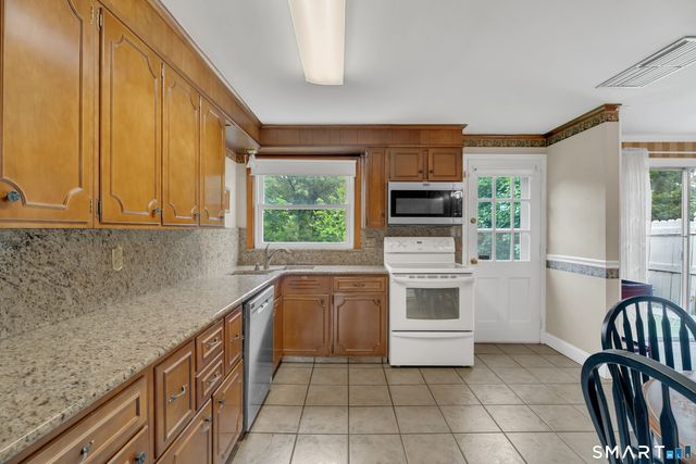 359 North Elm Street, Wallingford, CT 06492