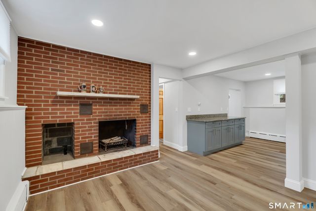 359 North Elm Street, Wallingford, CT 06492