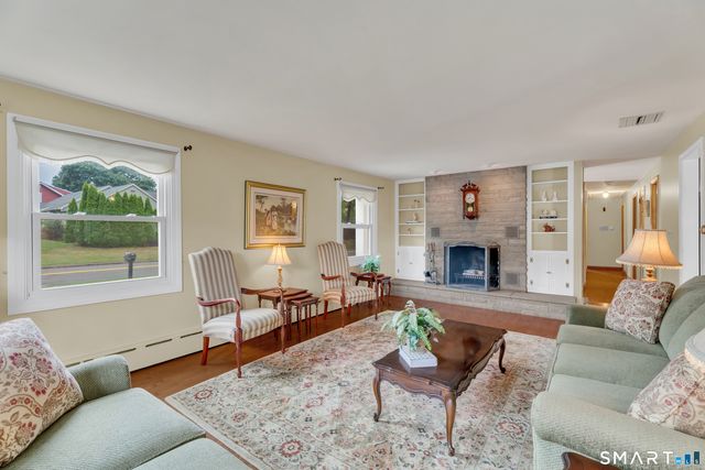 359 North Elm Street, Wallingford, CT 06492