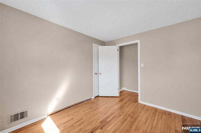 24 Carolyn Road, Belleville, NJ 07109