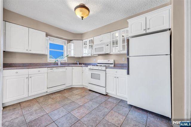 24 Carolyn Road, Belleville, NJ 07109