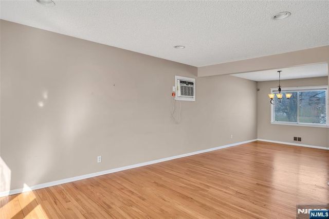 24 Carolyn Road, Belleville, NJ 07109