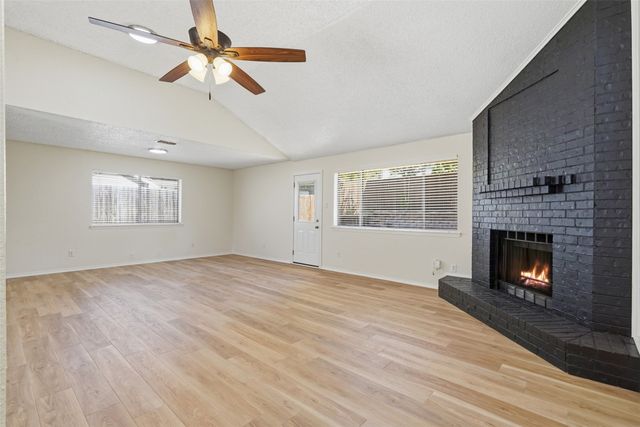 2406 Amber Hill Lane, Euless, TX 76039