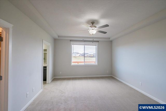 4349 NE Somerset Dr, Albany, OR 97322