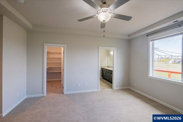 4349 NE Somerset Dr, Albany, OR 97322