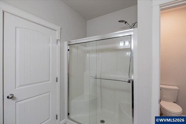 4349 NE Somerset Dr, Albany, OR 97322