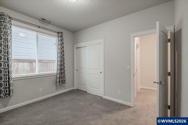 4349 NE Somerset Dr, Albany, OR 97322