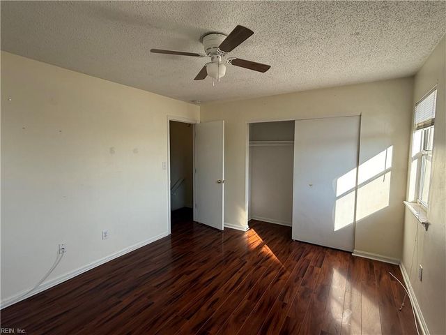 1137 Old Clubhouse RD, Virginia Beach, VA 23453