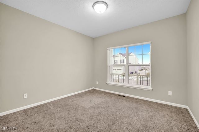 1236 Selena Grove, Uniontown, OH 44685