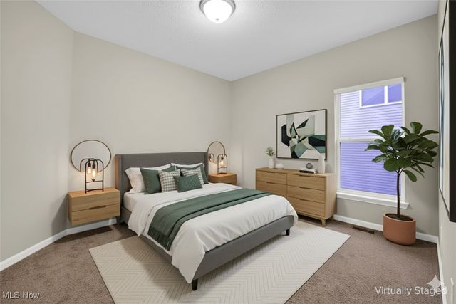 1236 Selena Grove, Uniontown, OH 44685