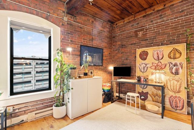 49 Munroe St 406, Lynn, MA 01901