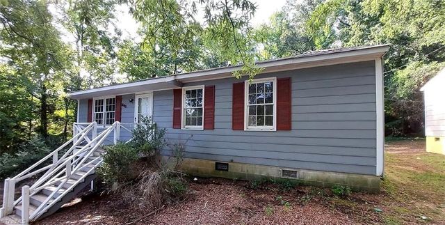 205 Greenbriar Road, Greensboro, NC 27405