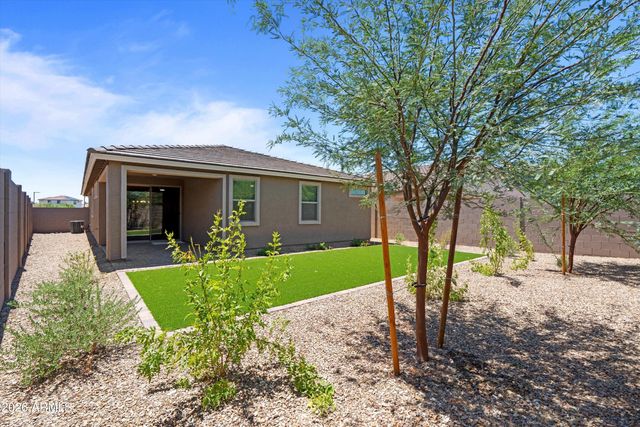 5618 W MAUNA LOA Lane, Glendale, AZ 85306