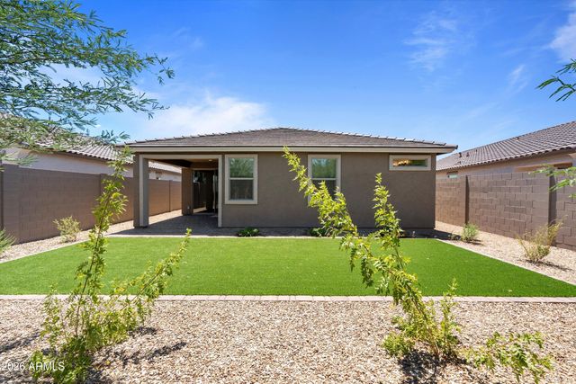 5618 W MAUNA LOA Lane, Glendale, AZ 85306