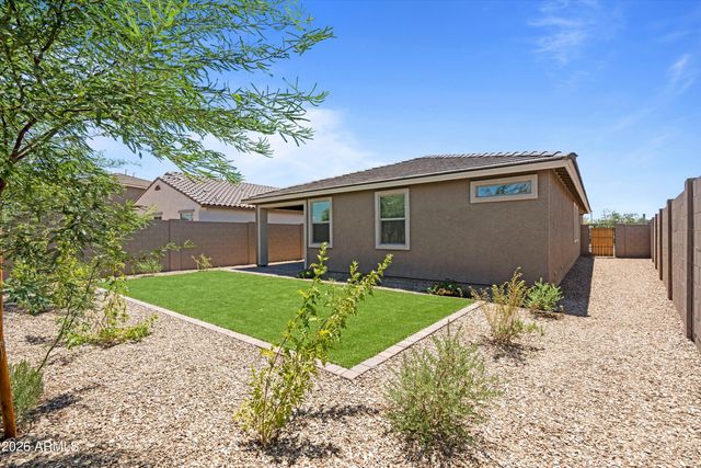 5618 W MAUNA LOA Lane, Glendale, AZ 85306
